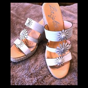 NEW Brighton wedge sandals